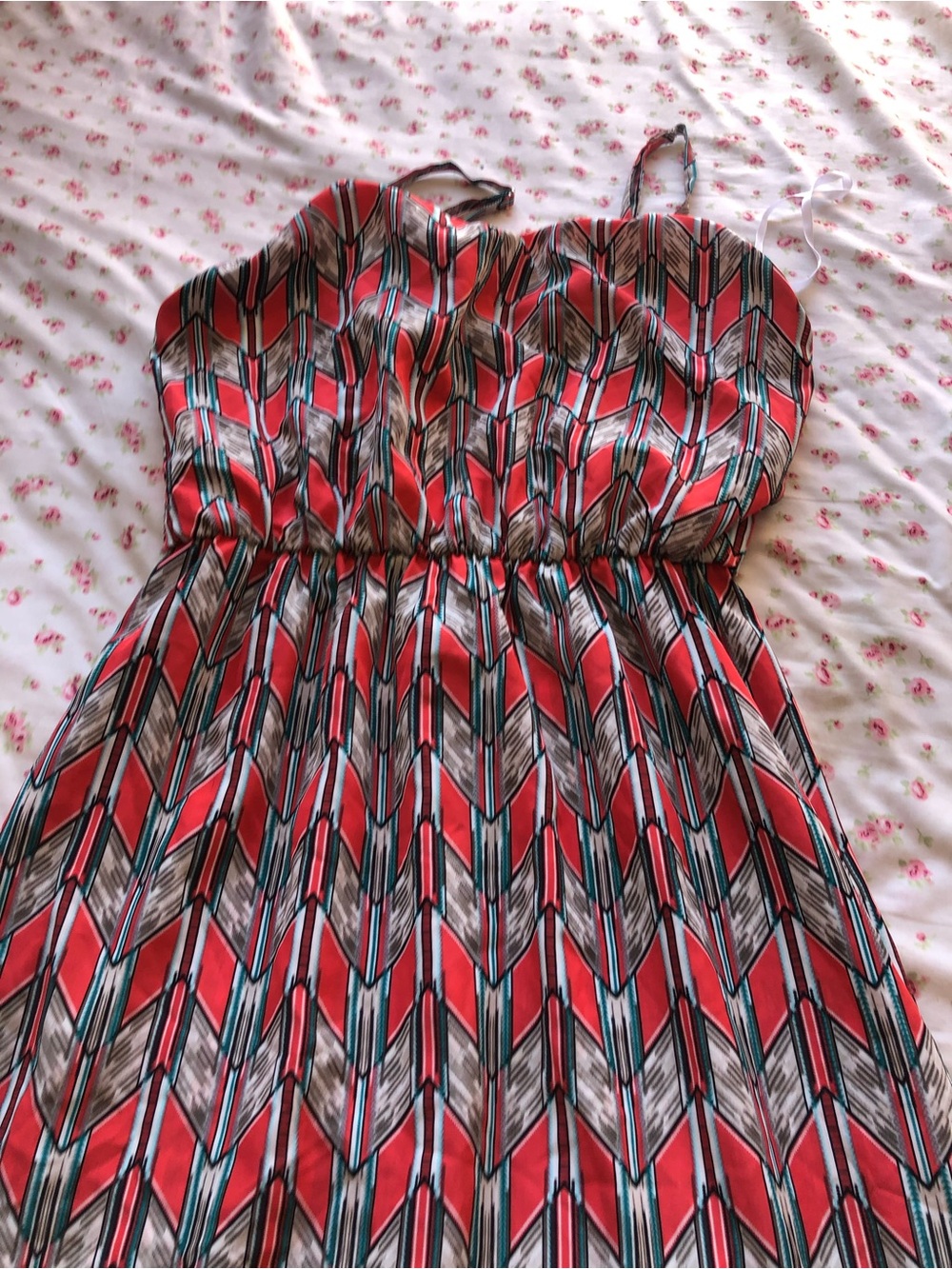 Sleeveless Red Geometric Maxi Dress with Elastic Waist
